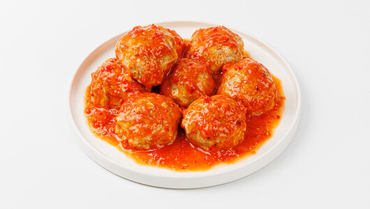Тефтели куриные с соусом из томатов, 600 г