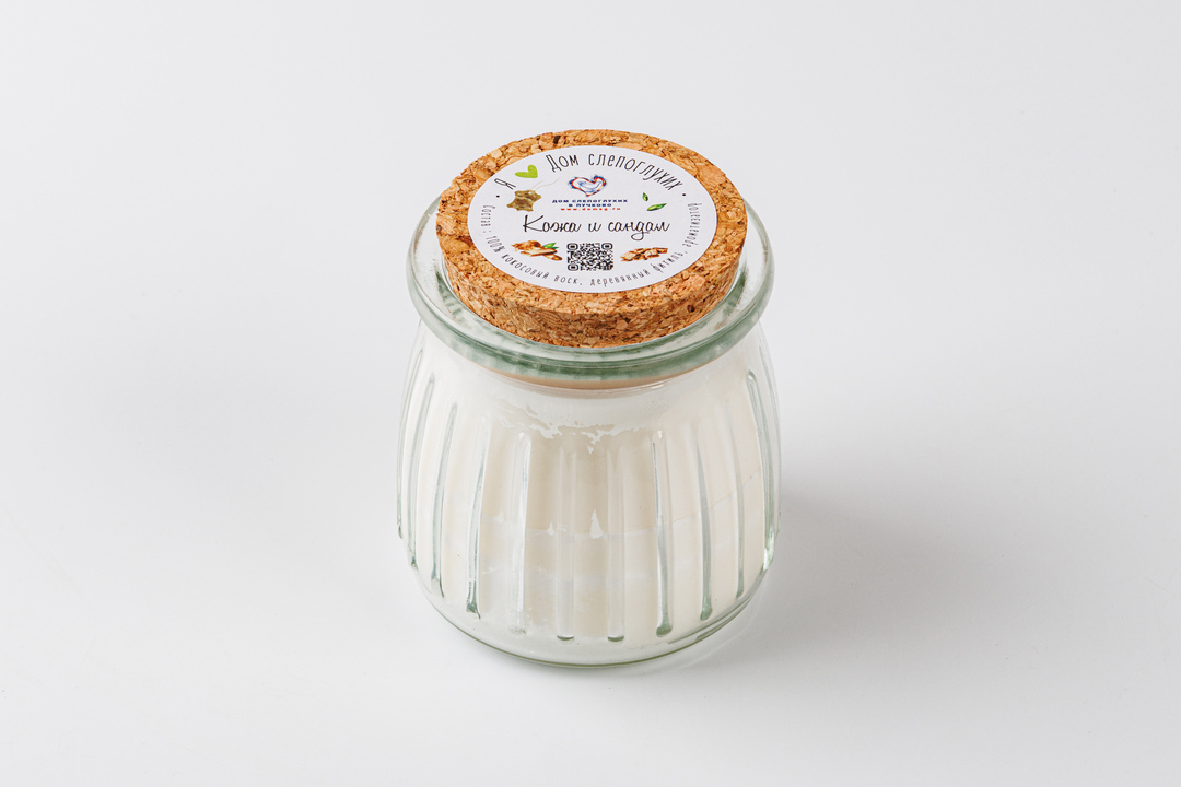 

Свеча сувенирная Дом слепоглухих Кожа и сандал