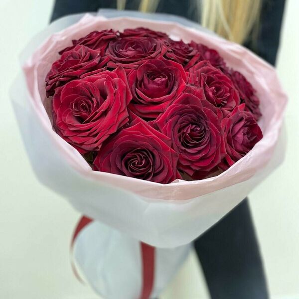 Красные ароматные розы из Эквадора