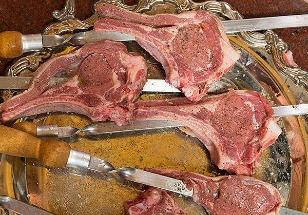 Шашлык из телятины на кости (корейка)