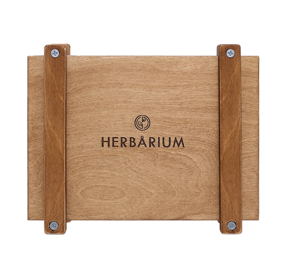 

Набор с прессом для сушки цветов и трав Herbarium A4, Gardi Family, Россия