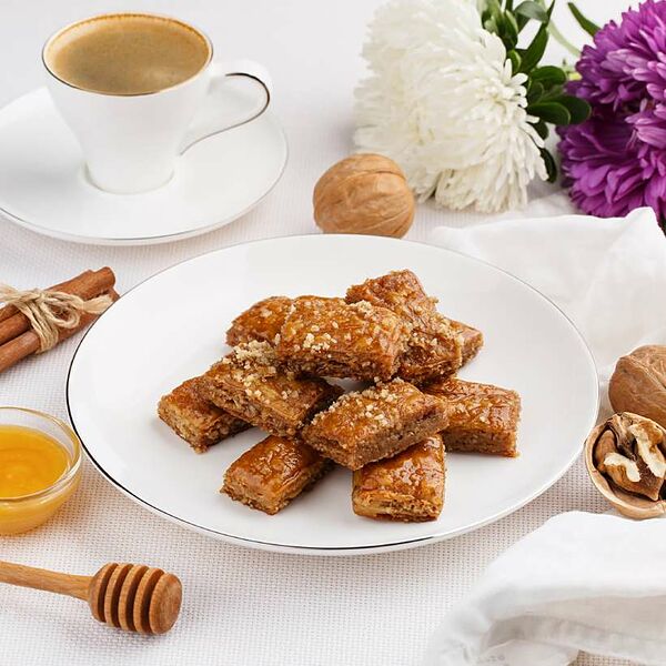 Пахлава с грецким орехом 180 г