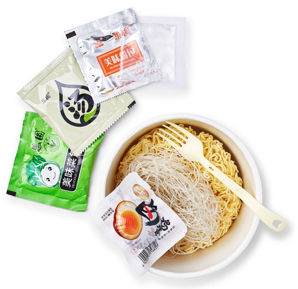 

Лапша быстрого приготовления Siyuan с говяжьим бульоном с маринованным яйцом 180 г