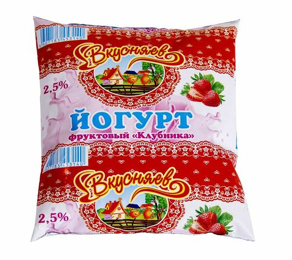 Йогурт Вкусняев клубника 2.5%, 430г