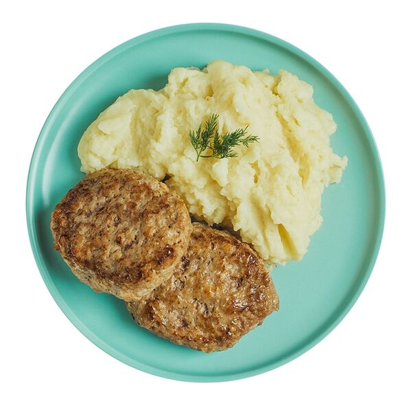 Котлеты домашние из телятины и свинины жареные с картофельным пюре, Уже Готово