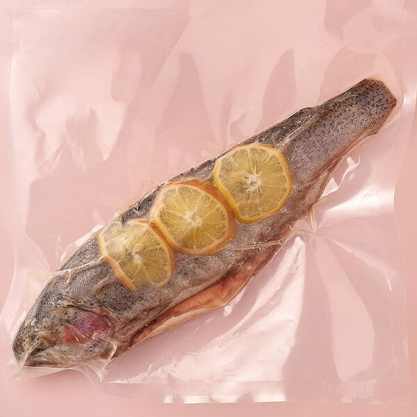Форель радужная с лимоном потрошенная вес (заморозка)