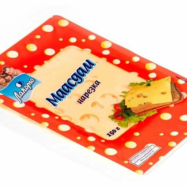 Сыр твердый АШАН Красная птица Маасдам 45% нарезка