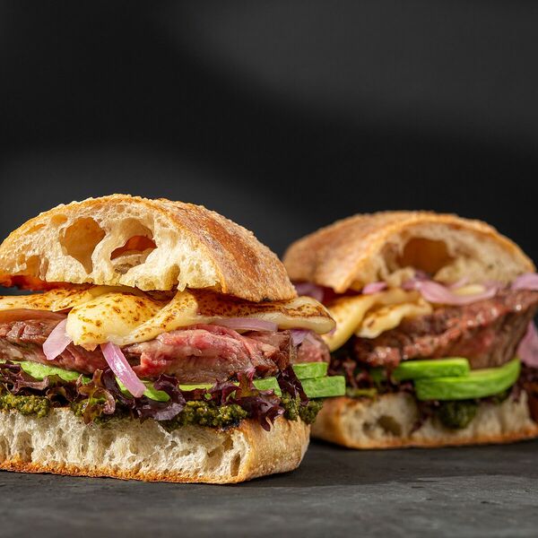 С авокадо и песто