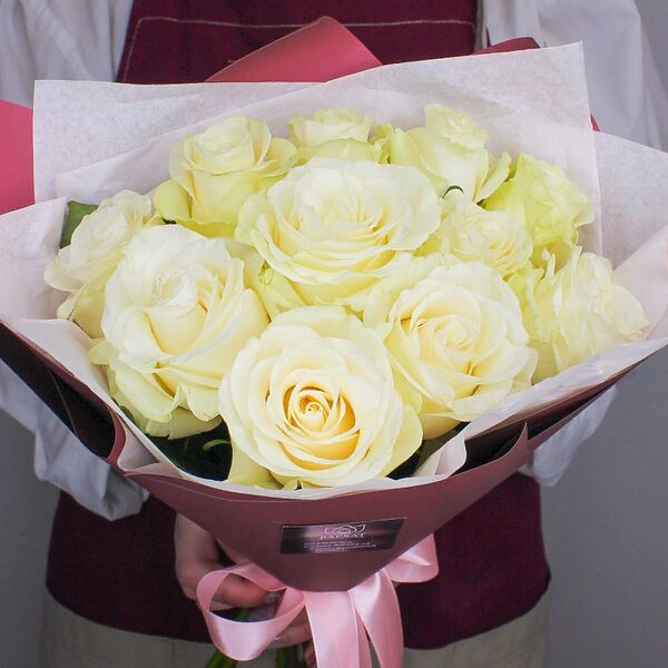 Букет из цветов, монобукет из роз Бостон