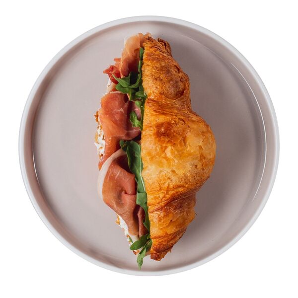 Круассан с пармой и сливочным сыром 120 г