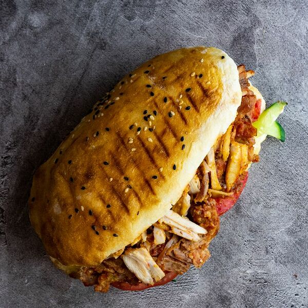 Донер в лепешке с курицей