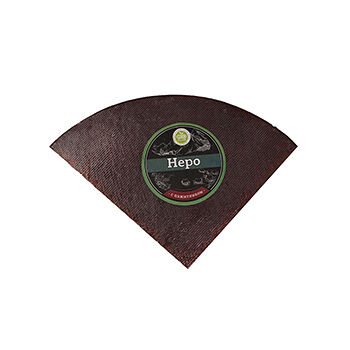 Сыр Неро с Пажитником мдж 45% Еco Villagе, Россия