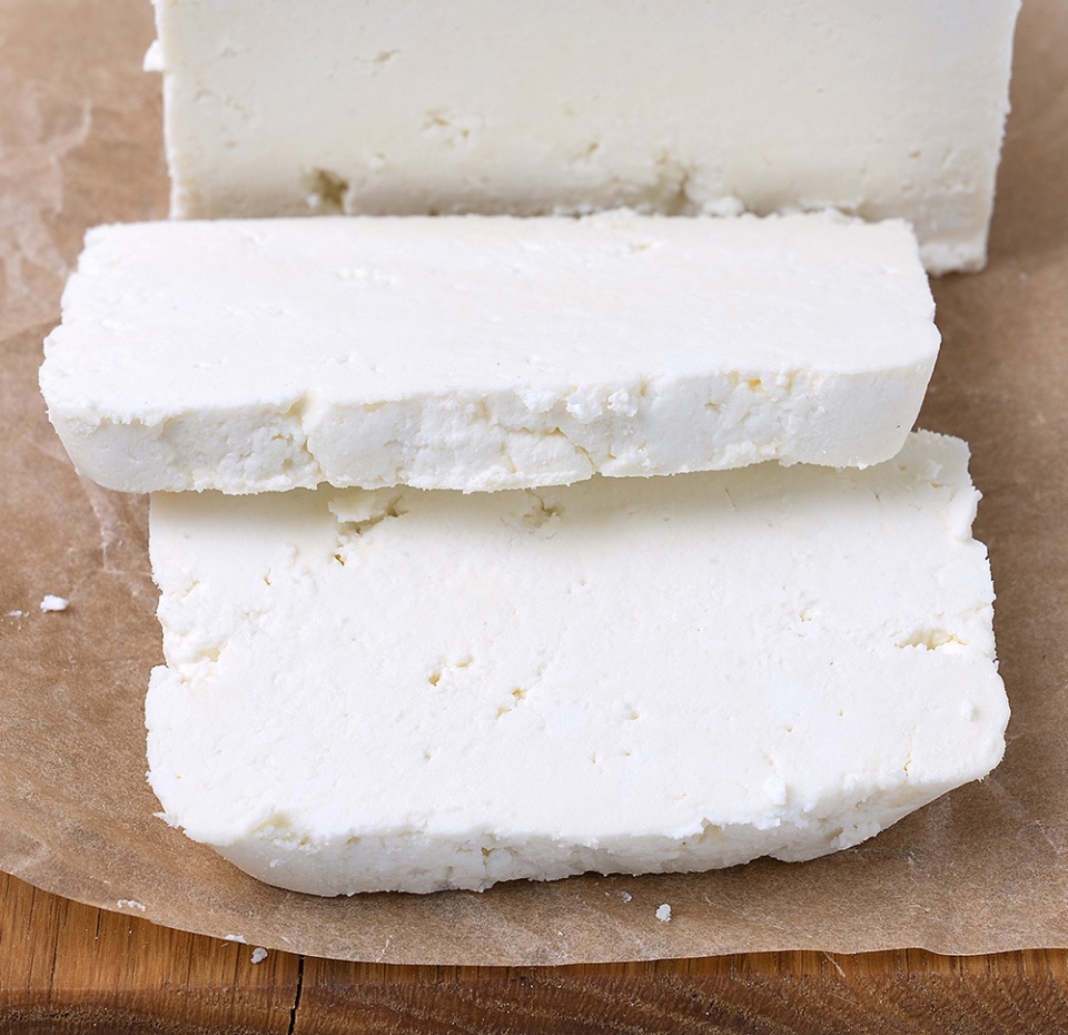 

Сыр мягкий «Манури», из цельного молока м.д.ж. в с.в. 40% Kesidis Dairy, Россия