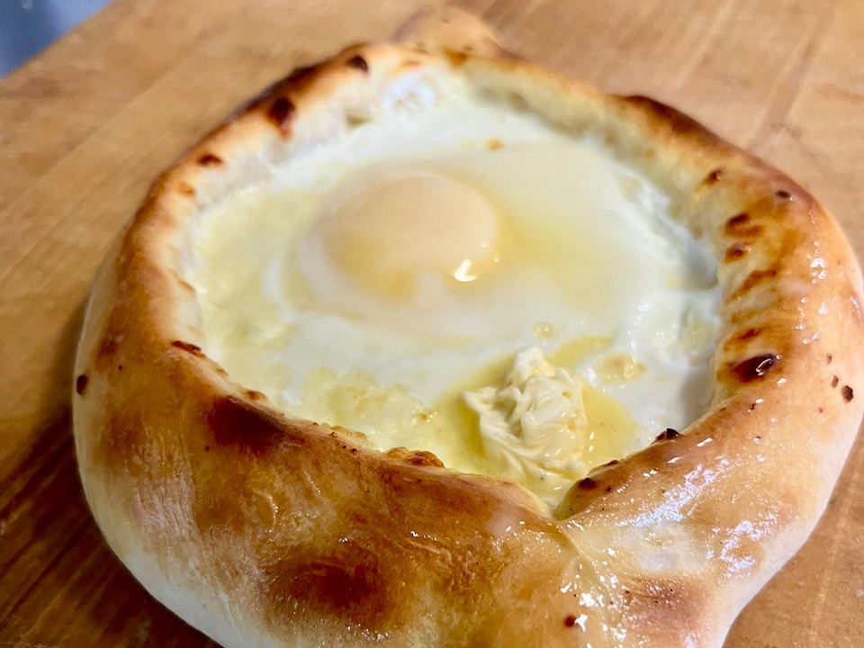 Хачапури по-аджарски