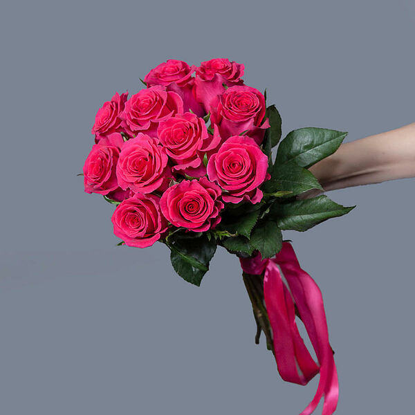 Монобукет 11 Роз Gotcha под ленту