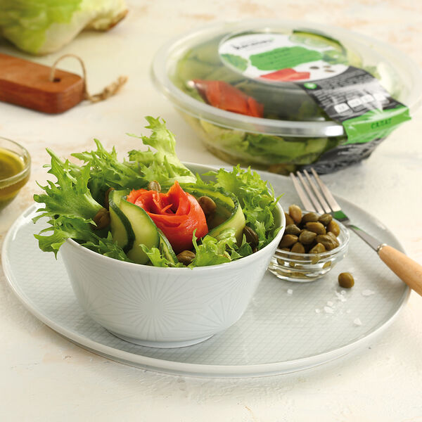Зеленый салат с подкопчённой неркой МясновЪ Шеф-повар