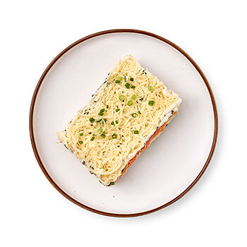 Салат слоёный с курицей и грибами, «Уже готово», 330 г, Россия