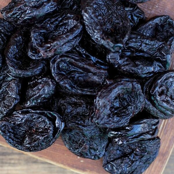 Чернослив сушеный кисло-сладкий без косточки на развес