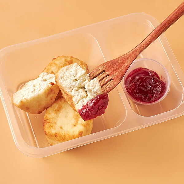 Сырники с ягодным джемом