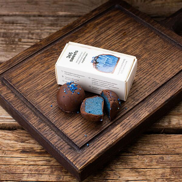 Конфеты в шоколадной глазури Голубая нуга