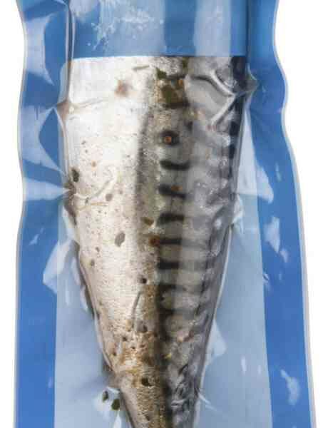 Скумбрия пряного посола, тушка в вакуумной упаковке