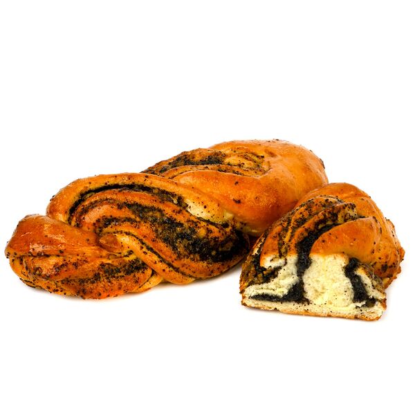 Плетенка с маком и грецким орехом