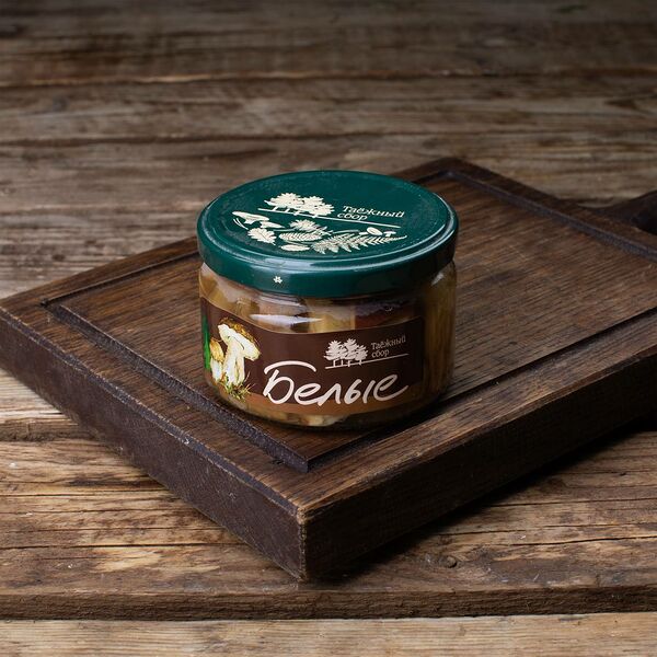 Белые грибы маринованные резаные