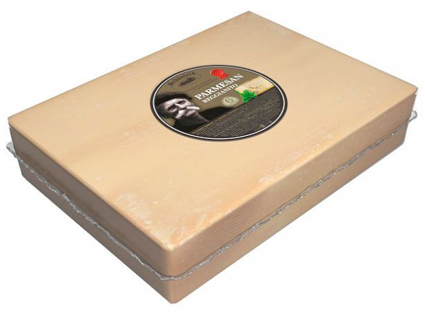 Сыр твердый Schonfeld Parmesan 42%