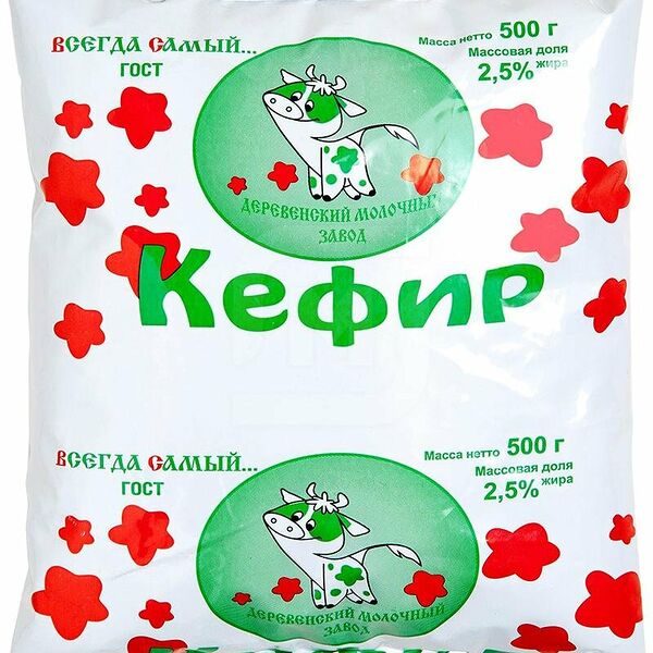 Кефир Деревенский Молочный завод 2,5%, пакет