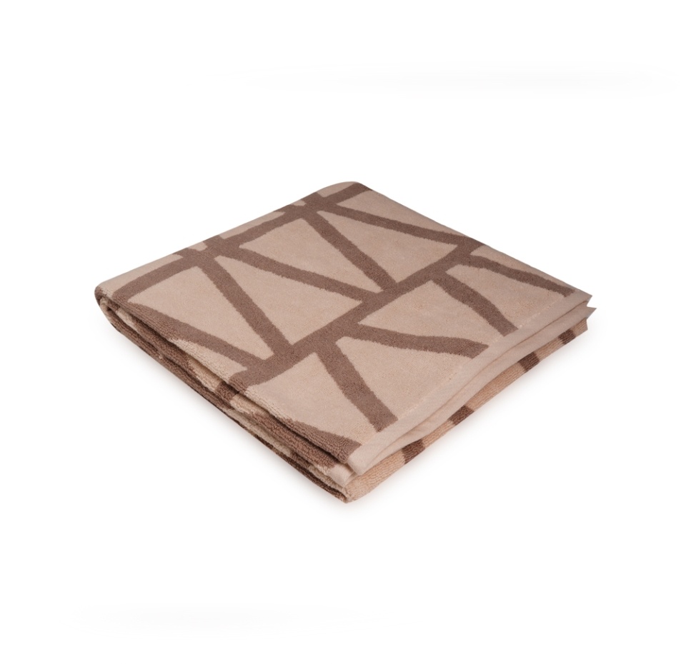 

Полотенце жаккардовое банное с авторским дизайном Geometry Tkano коричнево-бежевое Wild, 70х140 см