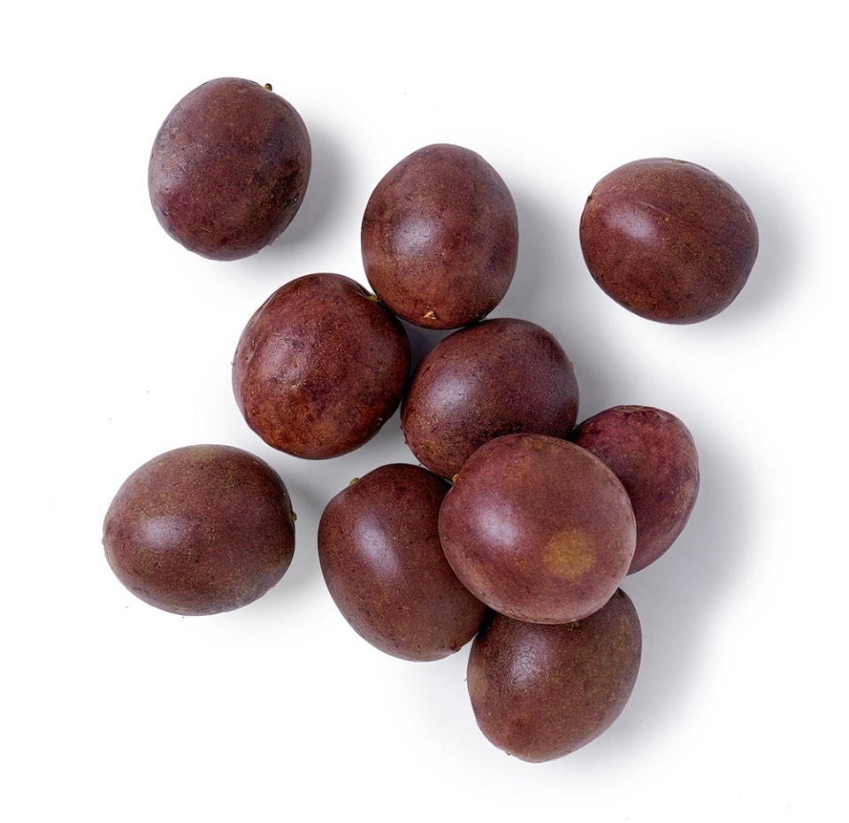 

Маракуйя фиолетовая собрана спелой