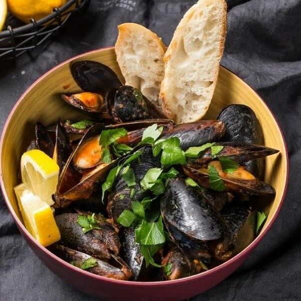 Мидии в соусе Шампань