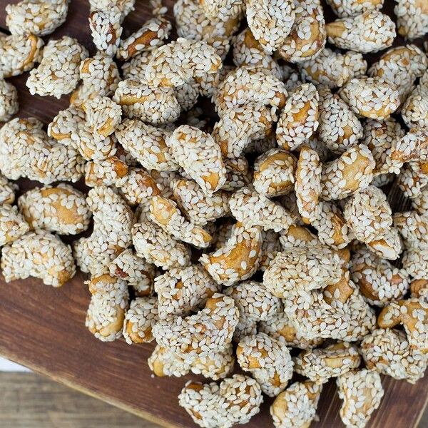 Орех Кешью в кунжуте на развес