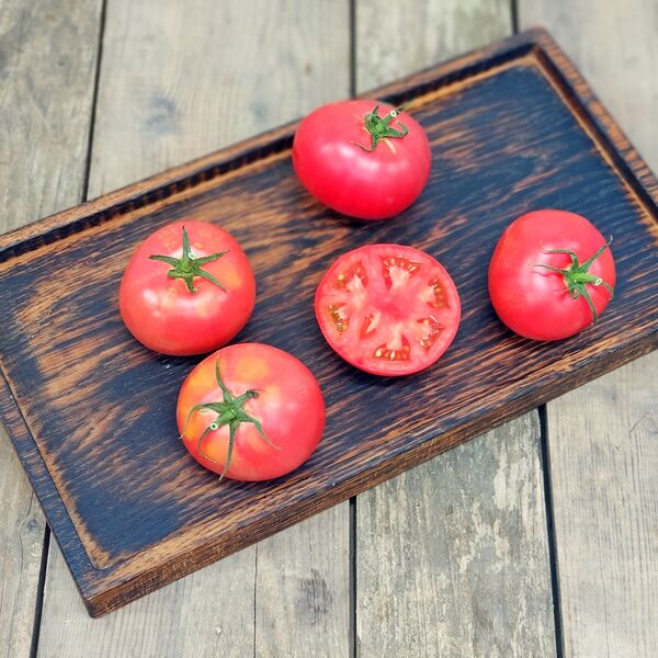 Помидоры Пинк Парадайс