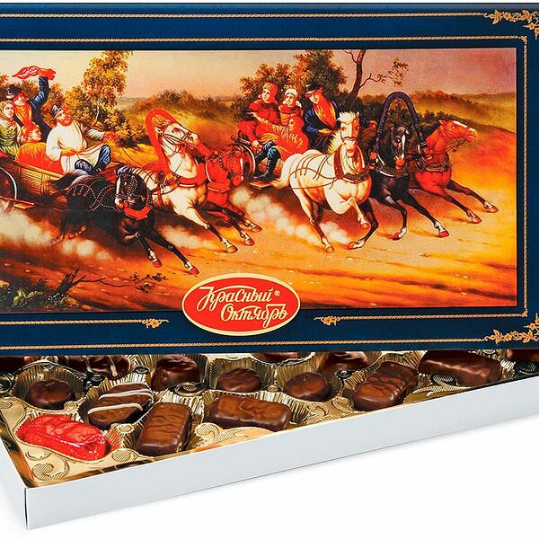 Набор конфет Красный Октябрь Русь-тройка
