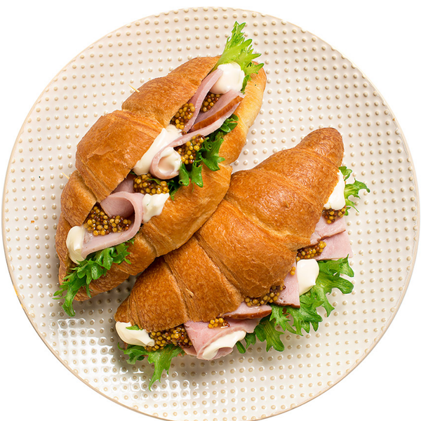 Круассан с ветчиной, Уже Готово