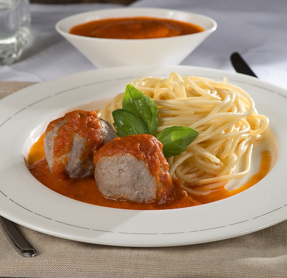 

Фрикадельки из фарша по-домашнему с телятиной со спагетти Азбука вкуса 320 г