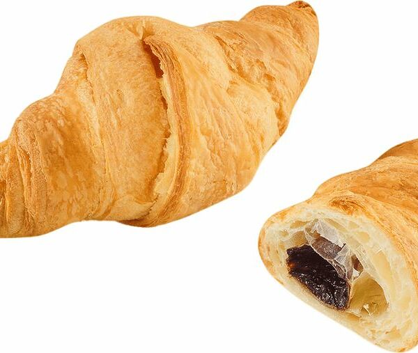 Круассан с шоколадной начинкой