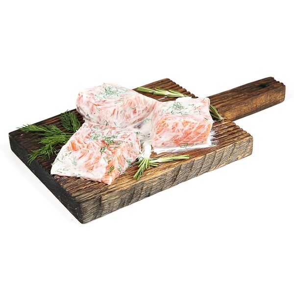 Шашлык из семги со сметаной и зеленью от «Азбуки Вкуса», вес