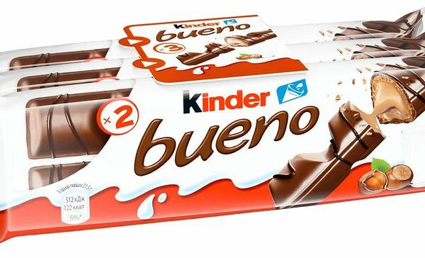 Вафли в молочном шоколаде Kinder bueno с молочно-ореховой начинкой, 3 шт. 