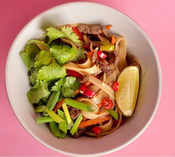 Wok с говядиной