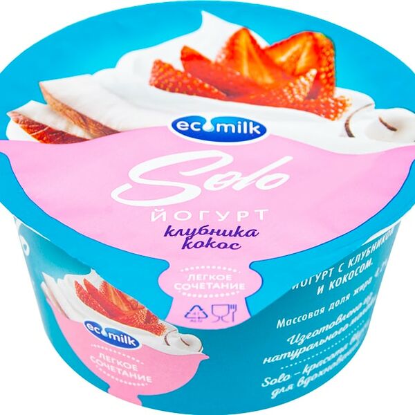 Йогурт Экомилк с клубникой и кокосом 5% 130г