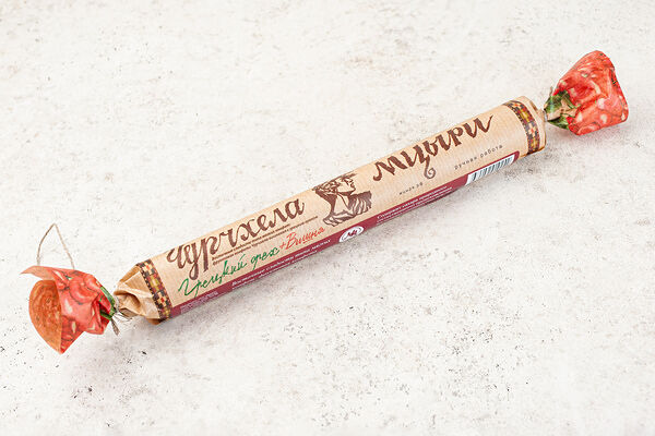 Чурчхела вишневая с грецким орехом