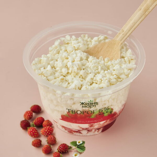 Творог с земляникой 5%