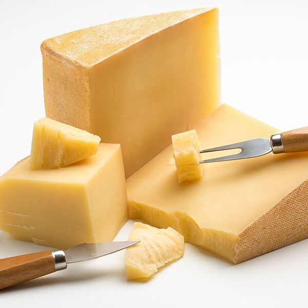 Сыр Эндорф Тульер (Грюйер)