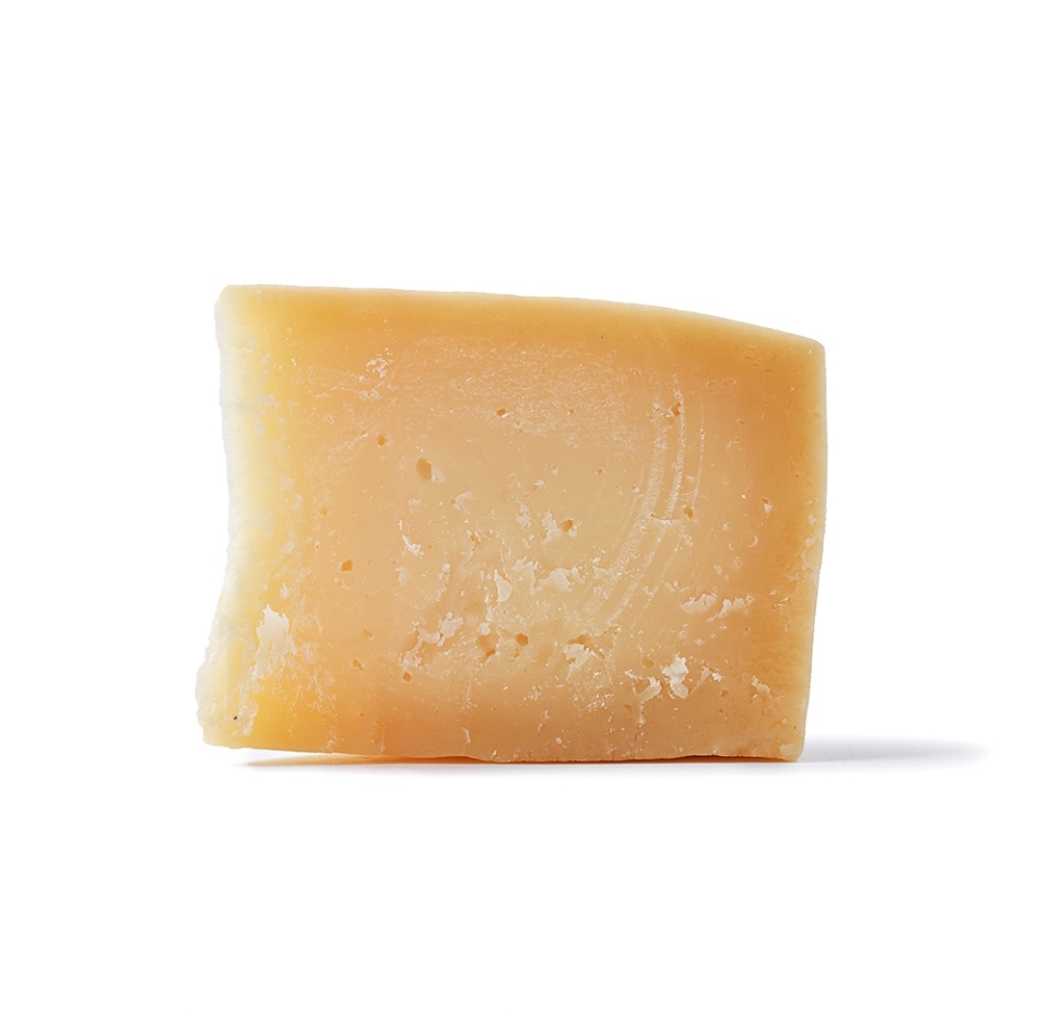 

Сыр полутвердый Grand Maestro из козьего молока, вес