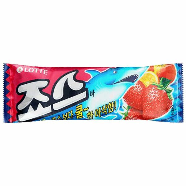 Фруктовый лёд Lotte Акула с соком апельсина и клубничным джемом