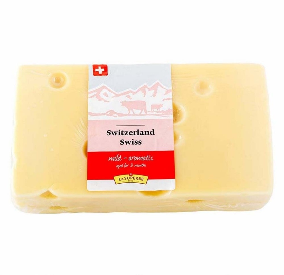 

Сыр твердый Le Superbe Швейцарский 49% вес