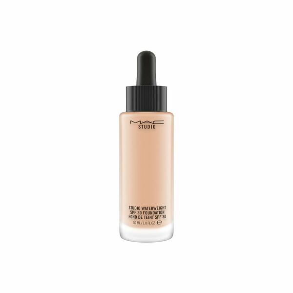 MAC Studio Waterweight Foundation Тональная основа SPF 30, 30 мл, NW 20