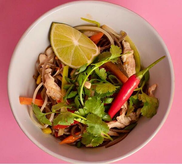 Wok с курицей